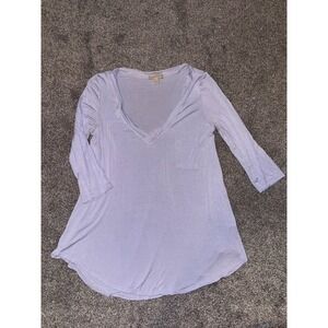 Bordeaux Women's Periwinkle V-Neck Half-Sleeve‎ Shirt